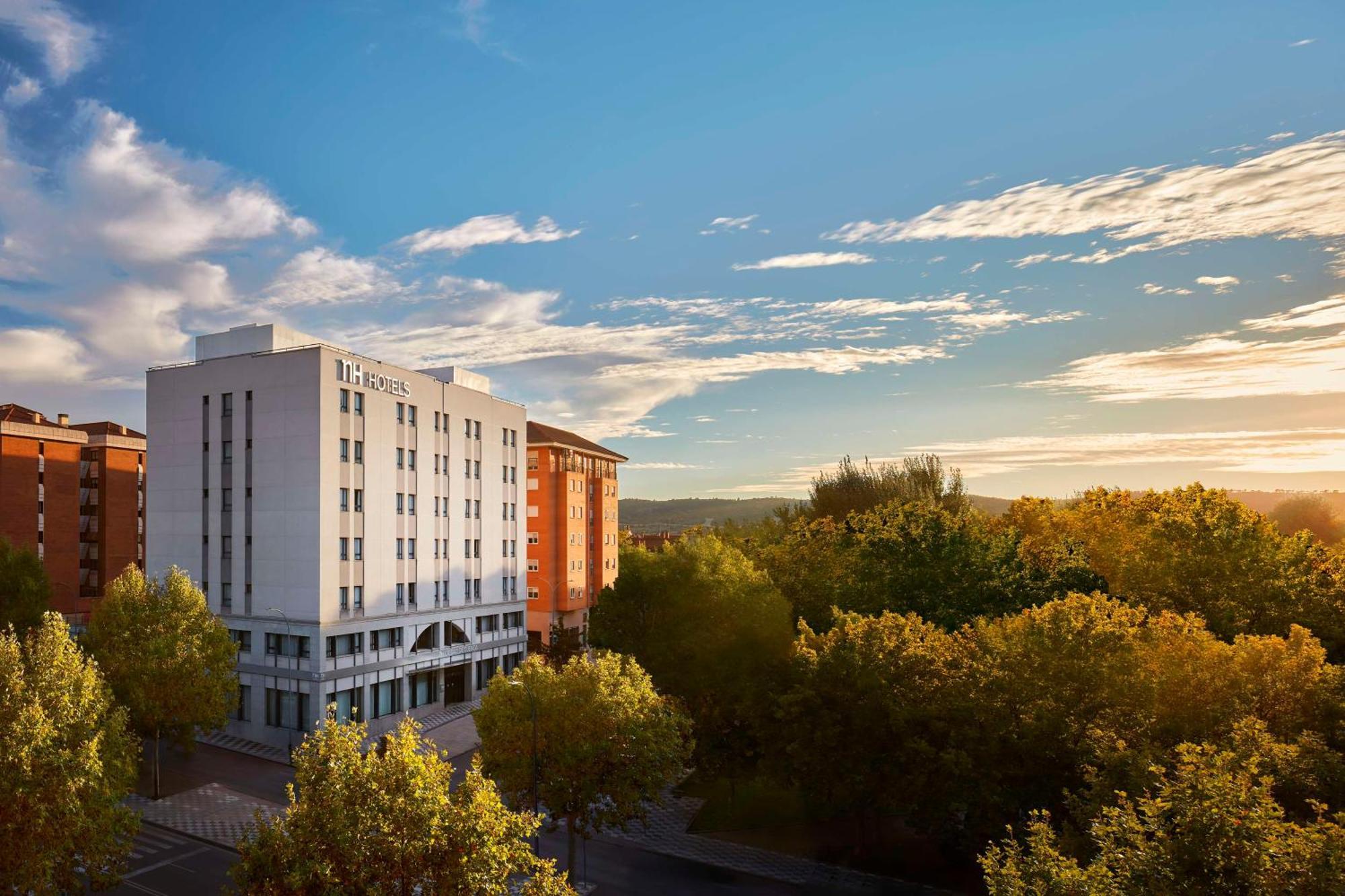 Nh Ciudad De Cuenca Hotel Cuenca  Ngoại thất bức ảnh