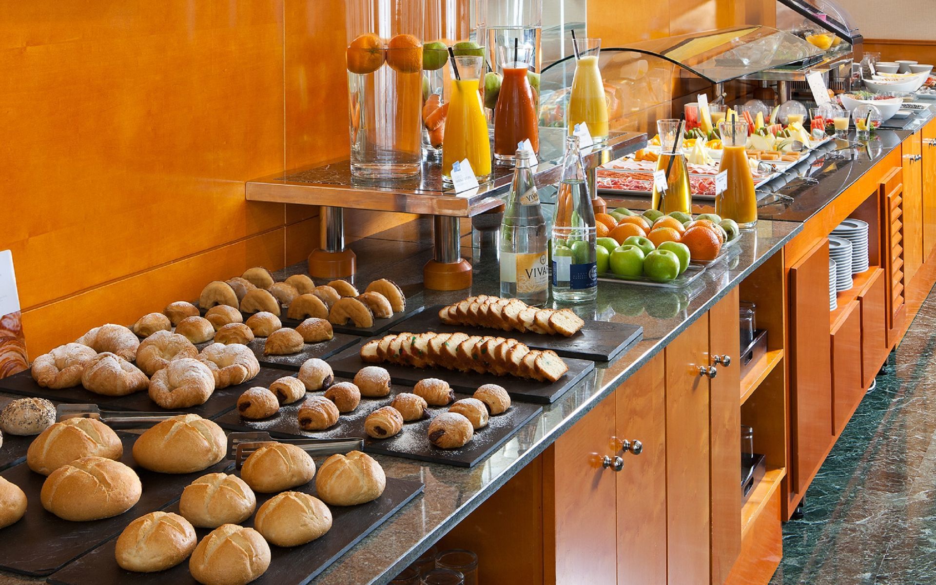 Nh Ciudad De Cuenca Hotel Cuenca  Ngoại thất bức ảnh