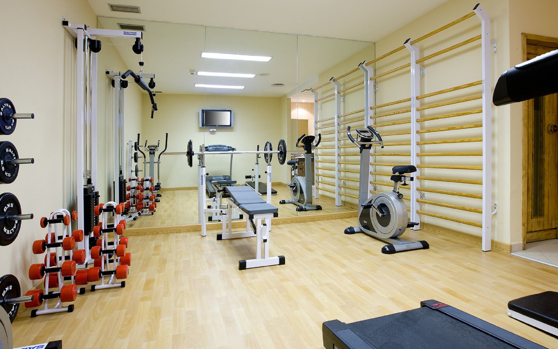Nh Ciudad De Cuenca Hotel Cuenca  Ngoại thất bức ảnh