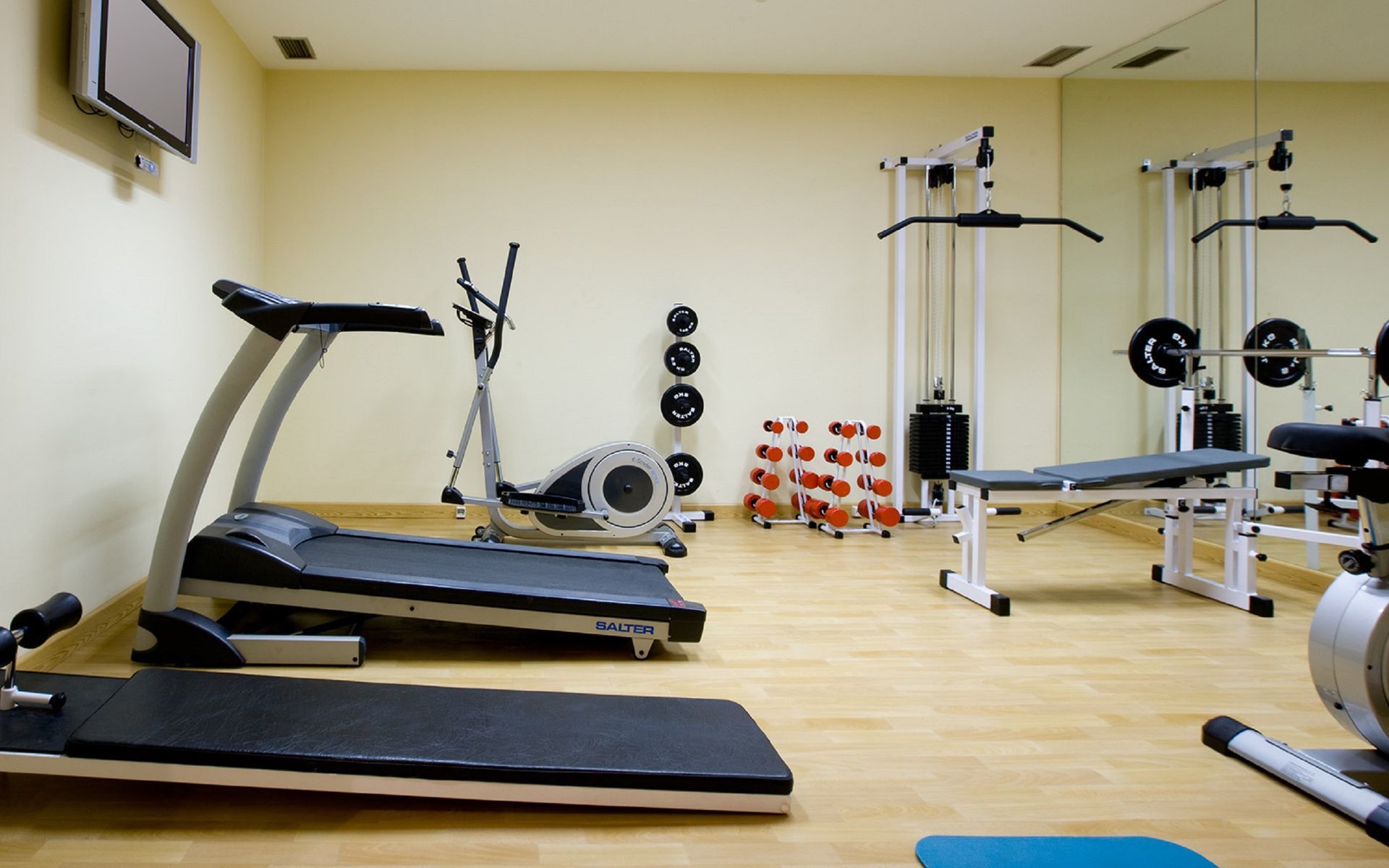 Nh Ciudad De Cuenca Hotel Cuenca  Ngoại thất bức ảnh
