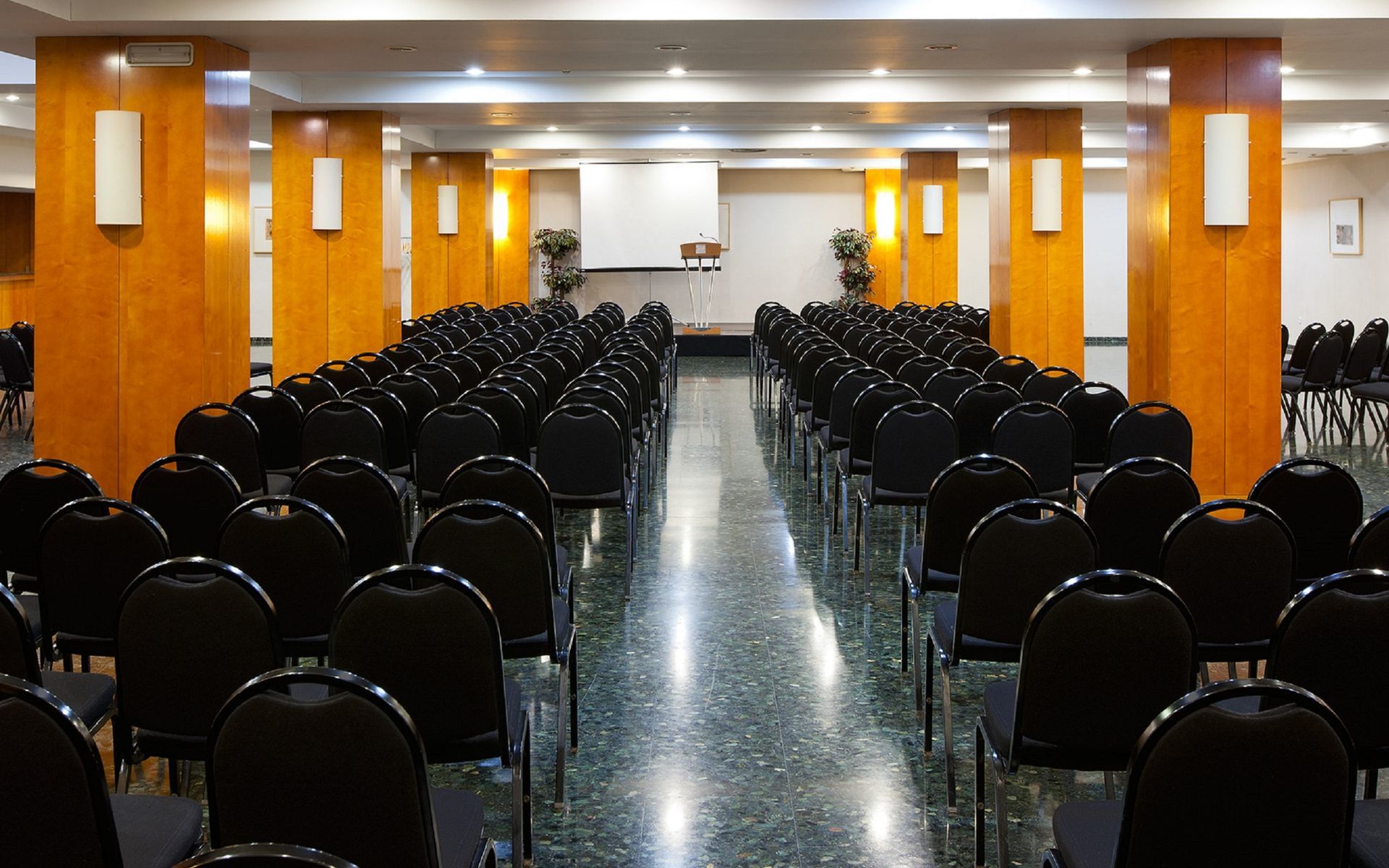 Nh Ciudad De Cuenca Hotel Cuenca  Ngoại thất bức ảnh