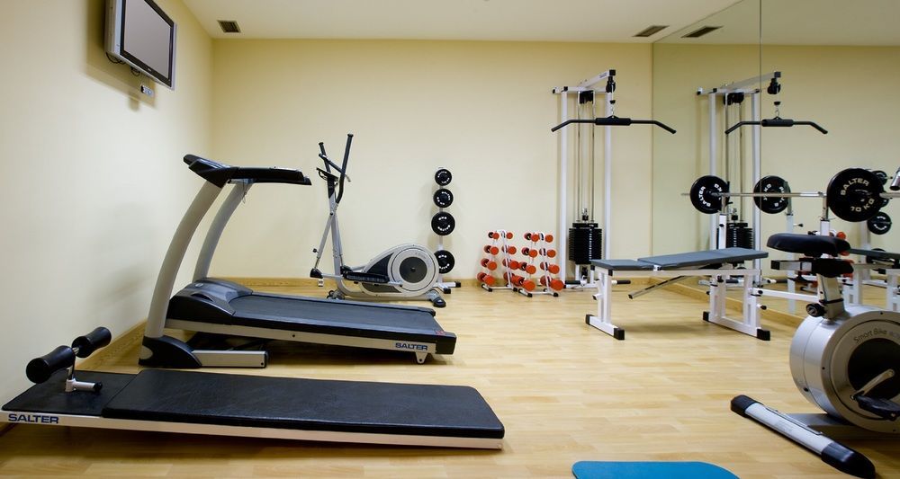 Nh Ciudad De Cuenca Hotel Cuenca  Ngoại thất bức ảnh