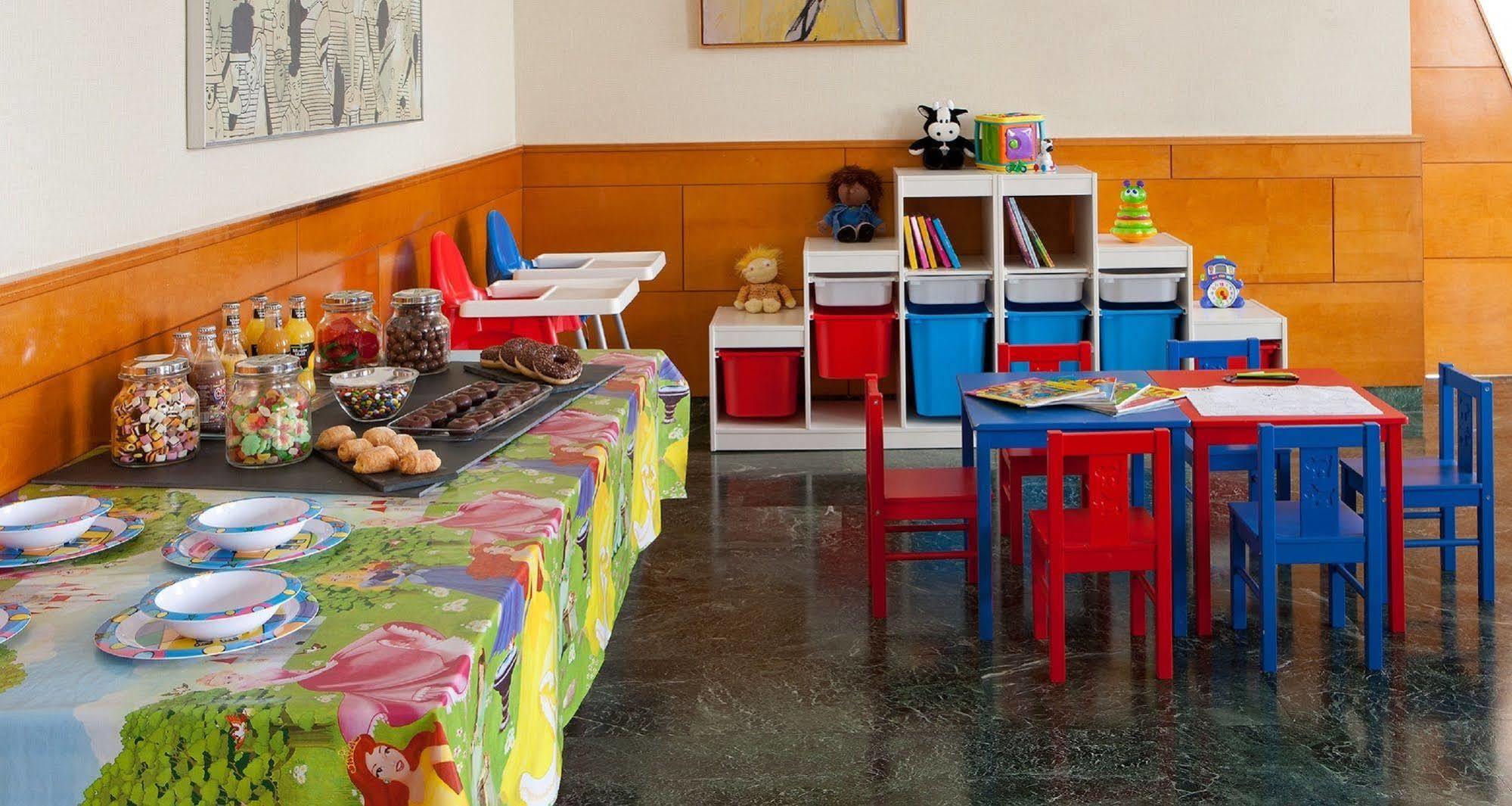 Nh Ciudad De Cuenca Hotel Cuenca  Ngoại thất bức ảnh